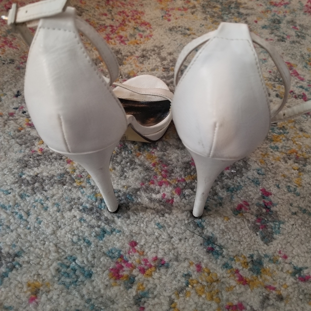 White Heels - Picture 6 of 7